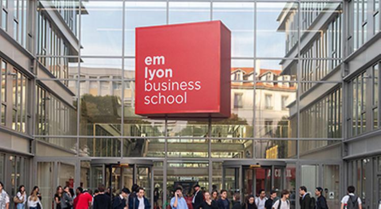 SKK GSB Launches Student Exchange Program with emlyon business school