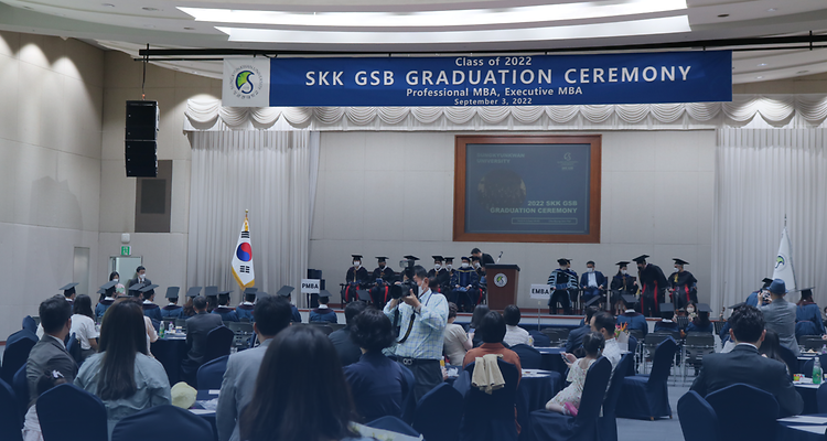 Graduation Ceremony - Class of 2022 - Executive MBA & Professional MBA