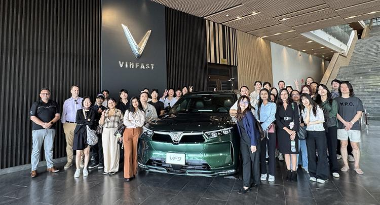 ESG, Innovation, and Emerging Industries in Vietnam