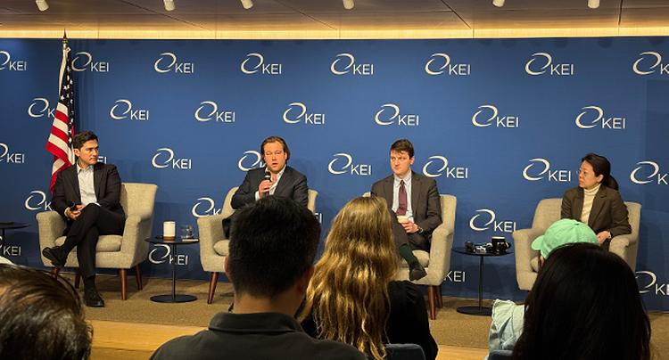 At the Epicenter: EMBA Students Experience Washington, D.C.