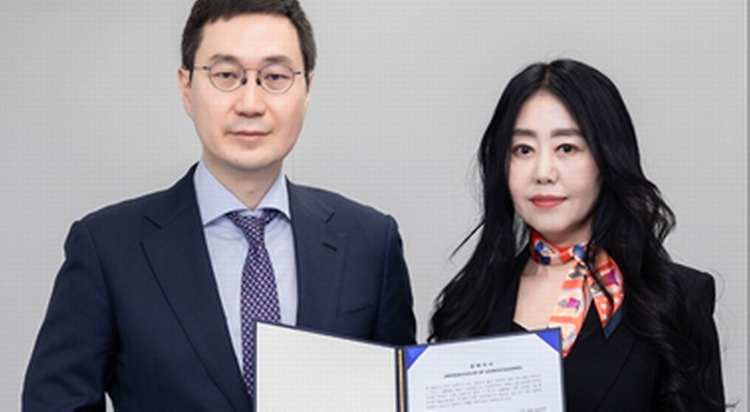 Professor Youngju Nielsen Signs a Strategic Business Agreement with Maeil Business Newspaper